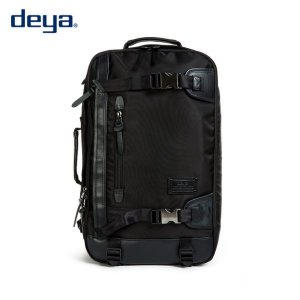 1. deya 義式哥德商務多功能機能雙肩後背包