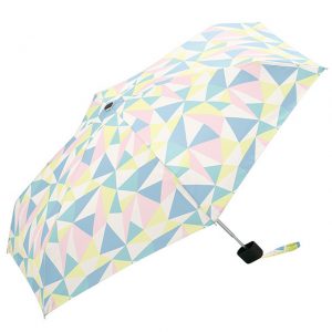 10. KIU 輕巧摺疊晴雨傘／UV遮蔽率約80%～90%