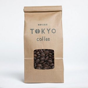 需要專業器具的咖啡豆與研磨咖啡粉、或是簡便的速溶咖啡