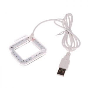 USB充電：可透過電腦或插座充電
